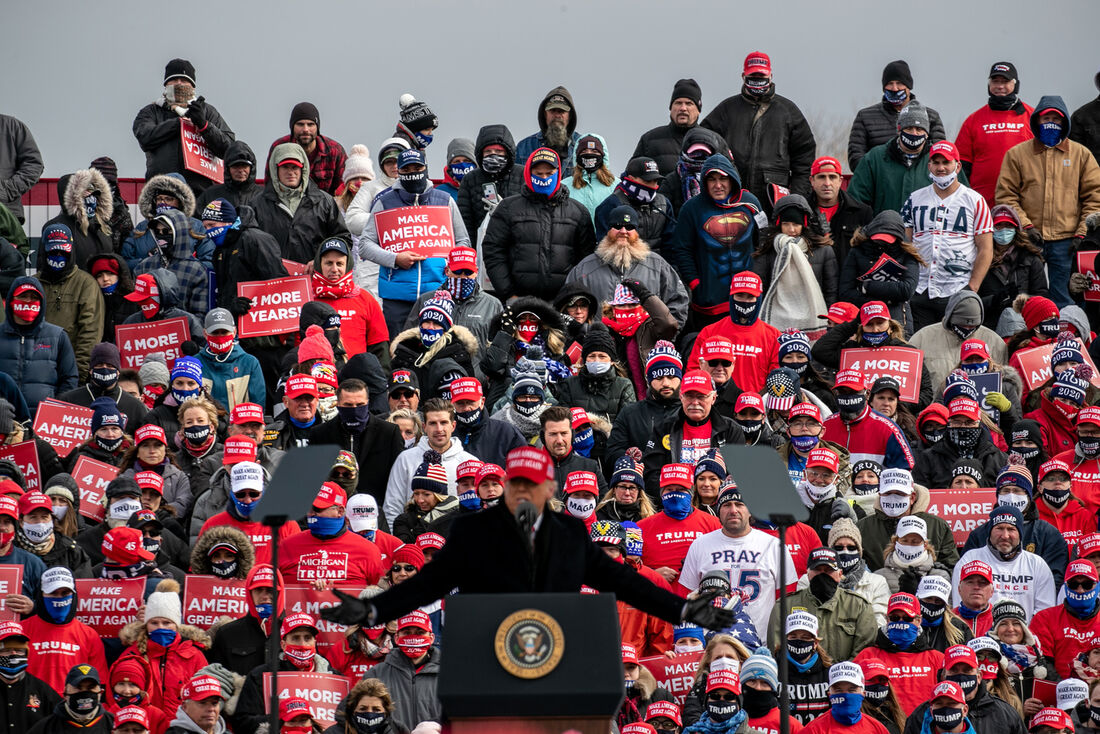 O presidente americano, Donald Trump, encara uma maratona neste domingo (1º), com eventos de campanha