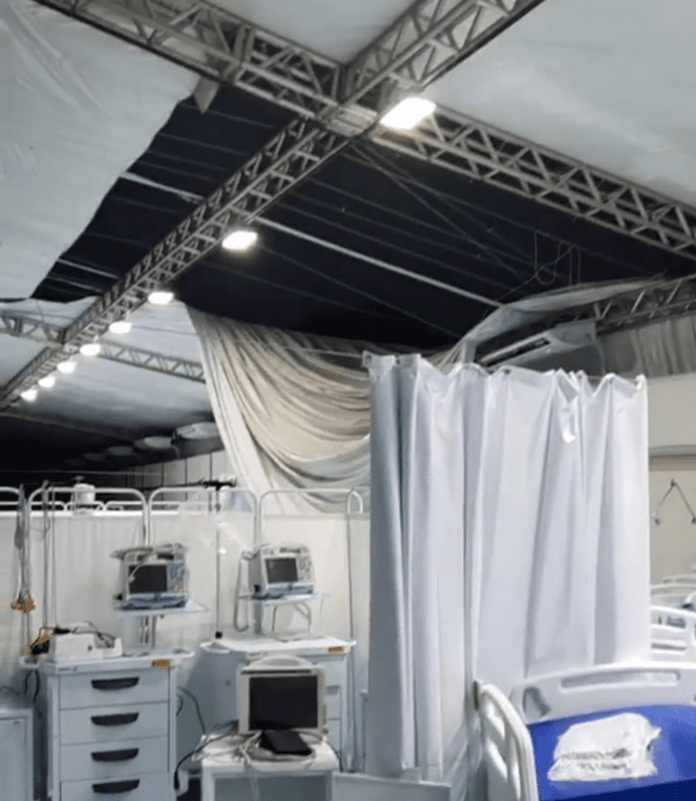 Hospital de Campanha de Petrolina tem estrutura danificada por chuvas fortes