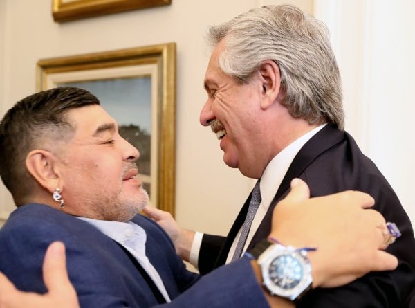 Presidente da Argentina, Alberto Fernández, e Diego Maradona