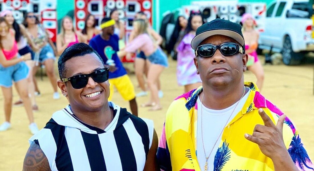 Sheldon e Márcio Victor em gravação de clipe