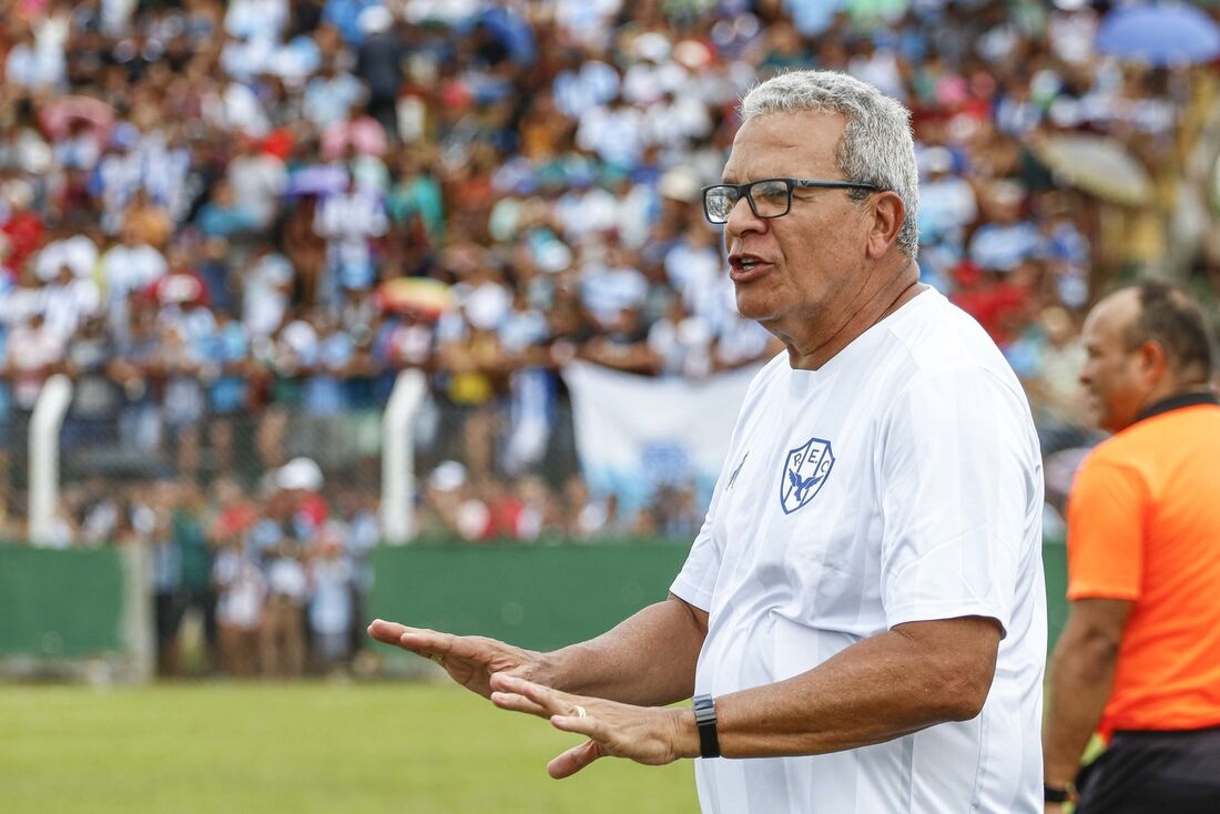 Hélio dos Anjos, ex-técnico do Paysandu