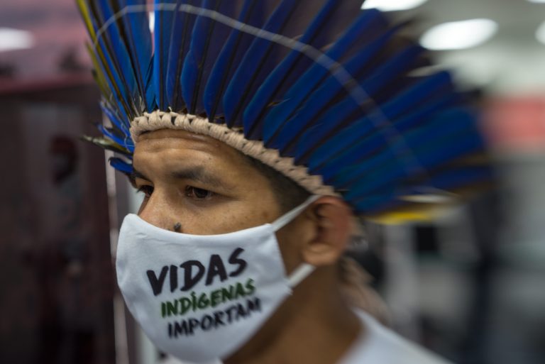 Plano Emergencial de Enfrentamento à Pandemia destinado aos povos indígenas, quilombolas e demais povos e comunidades tradicionais.