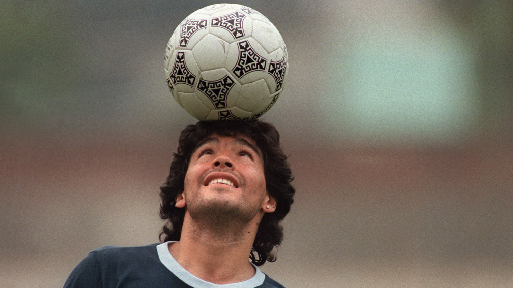 Maradona integra galeria dos maiores do esporte mundial