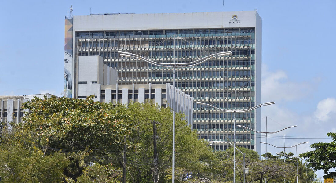 Recife decreta ponto facultativo na sexta-feira (21), um dia após feriado da Consciência Negra
