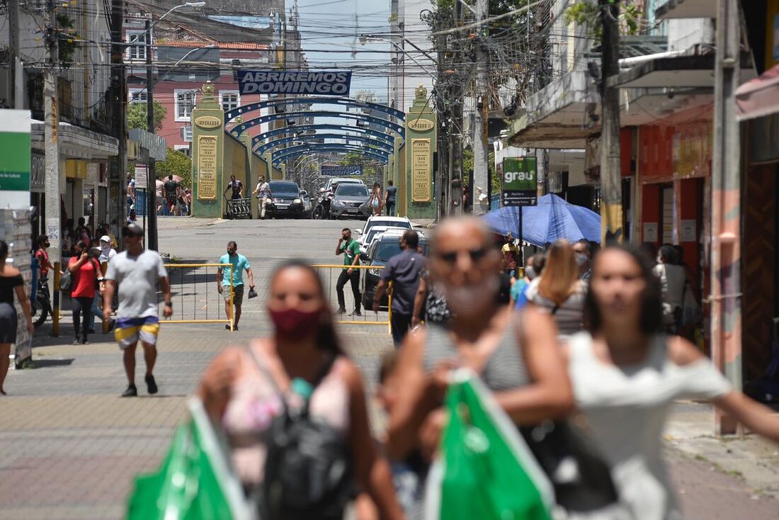 Associações de lojistas acreditam em vendas abaixo do esperado para este Natal