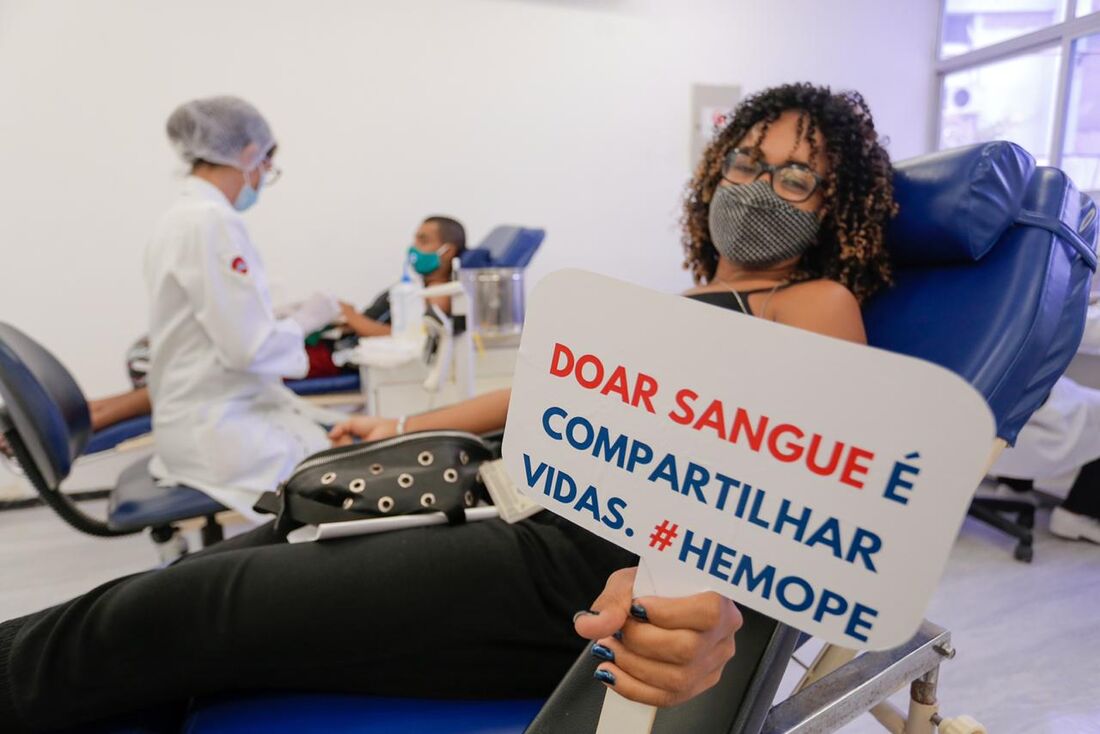 Campanha no Hemope celebra Semana Nacional do Doador de Sangue