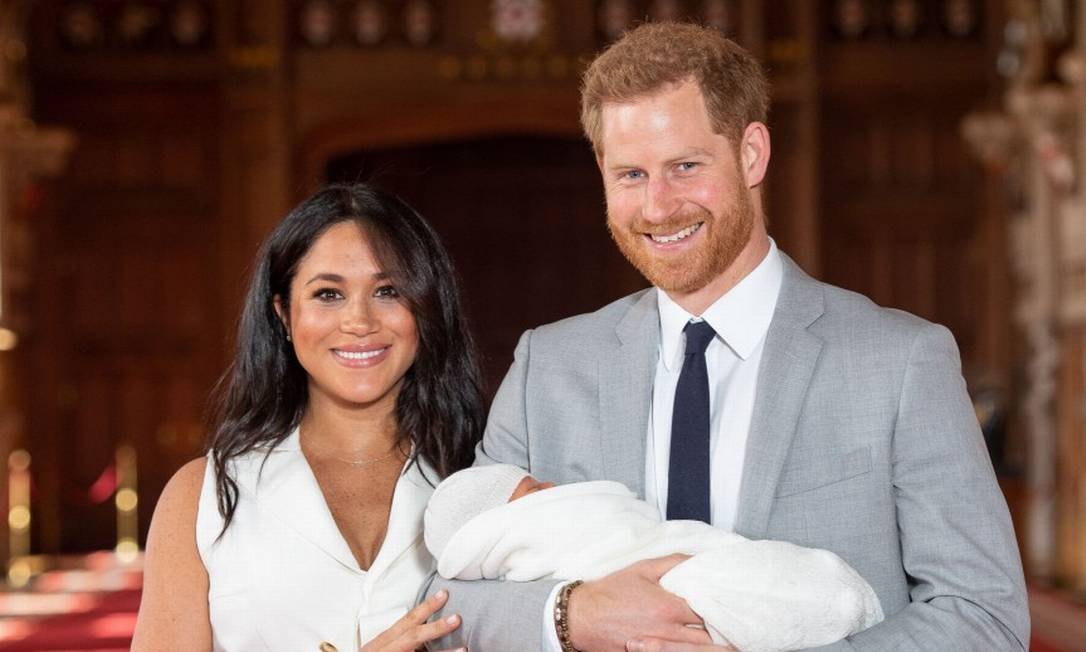 Meghan Markle, Príncipe Harry e Archie, há um ano