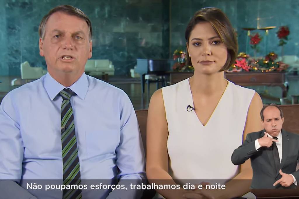 Presidente Jair Bolsonaro e a esposa, Michelle