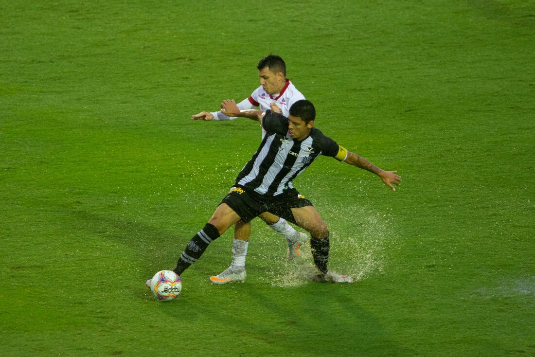 Figueirense 2x0 Náutico, pela Série B