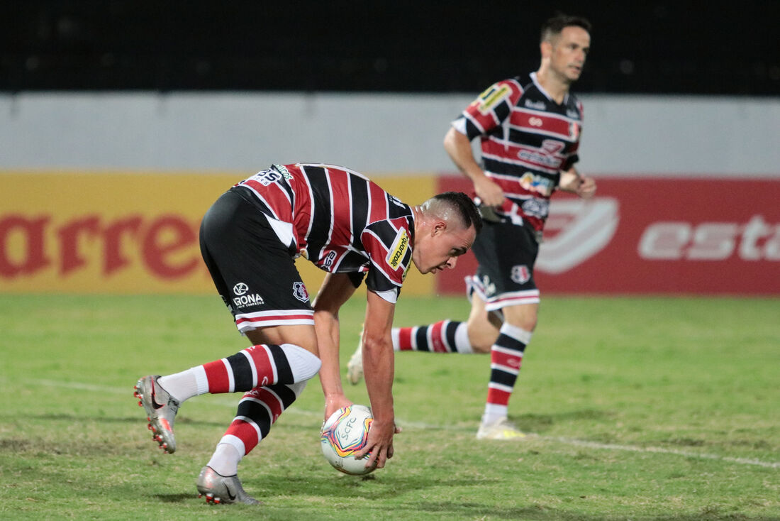 Santa Cruz precisa de reação nos quatro jogos finais