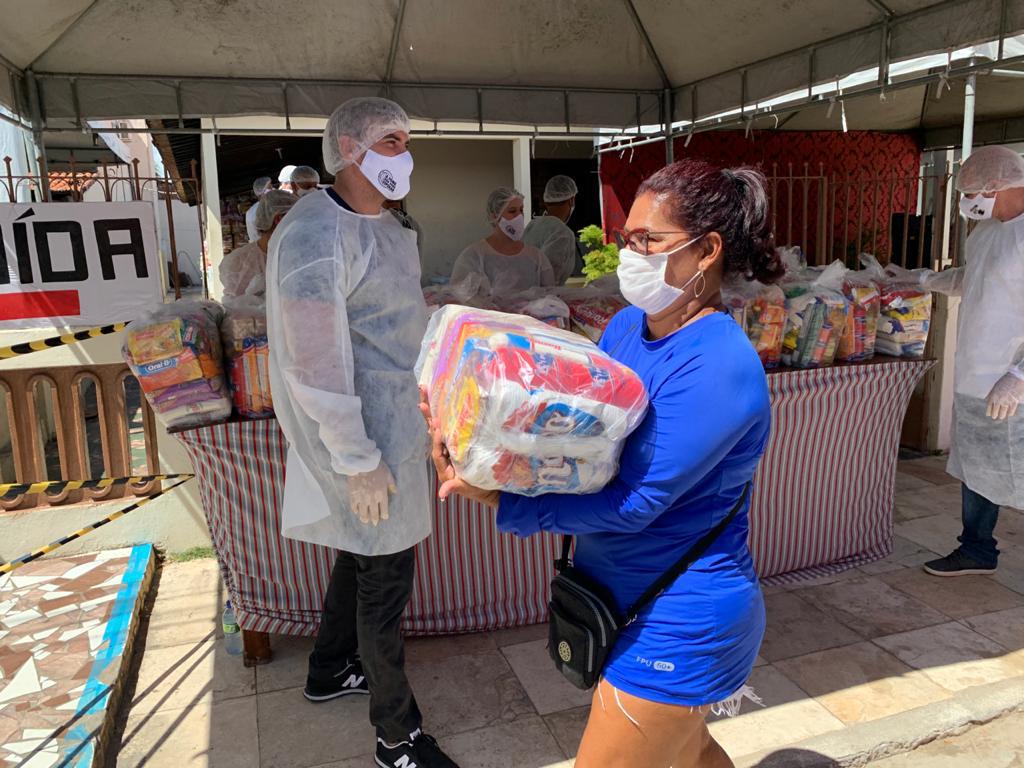 Ação distribuiu ao 33 toneladas de alimentos aos moradores deTamandaré