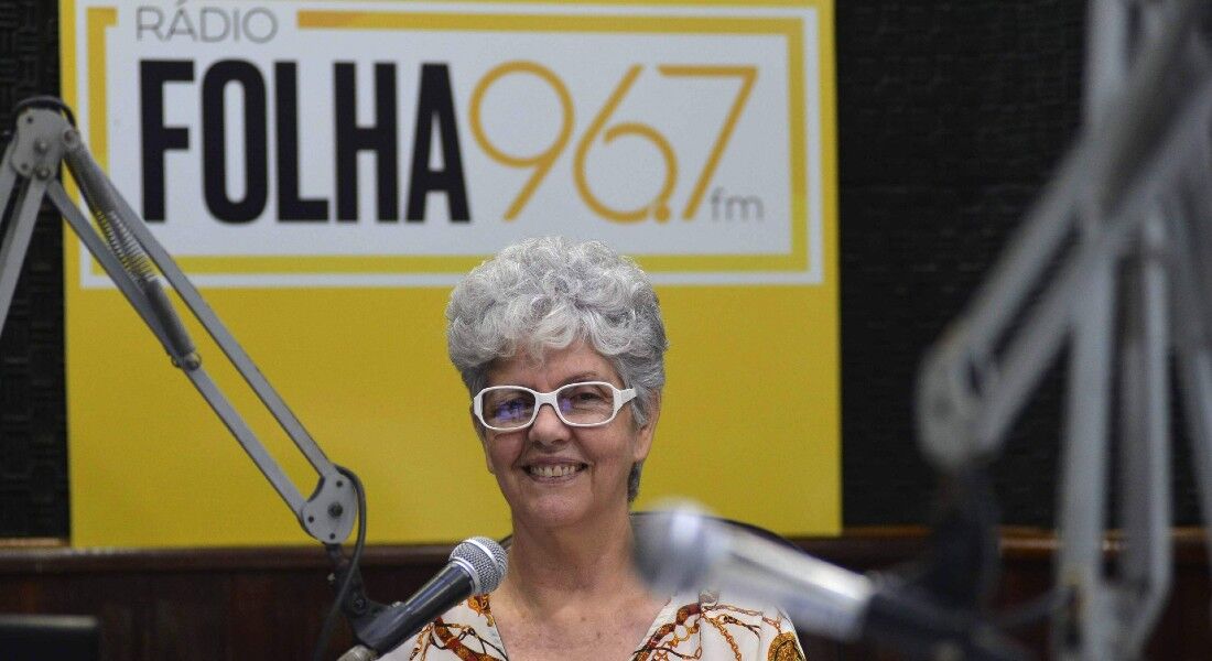 Patrícia Breda é apresentadora da Rádio Folha