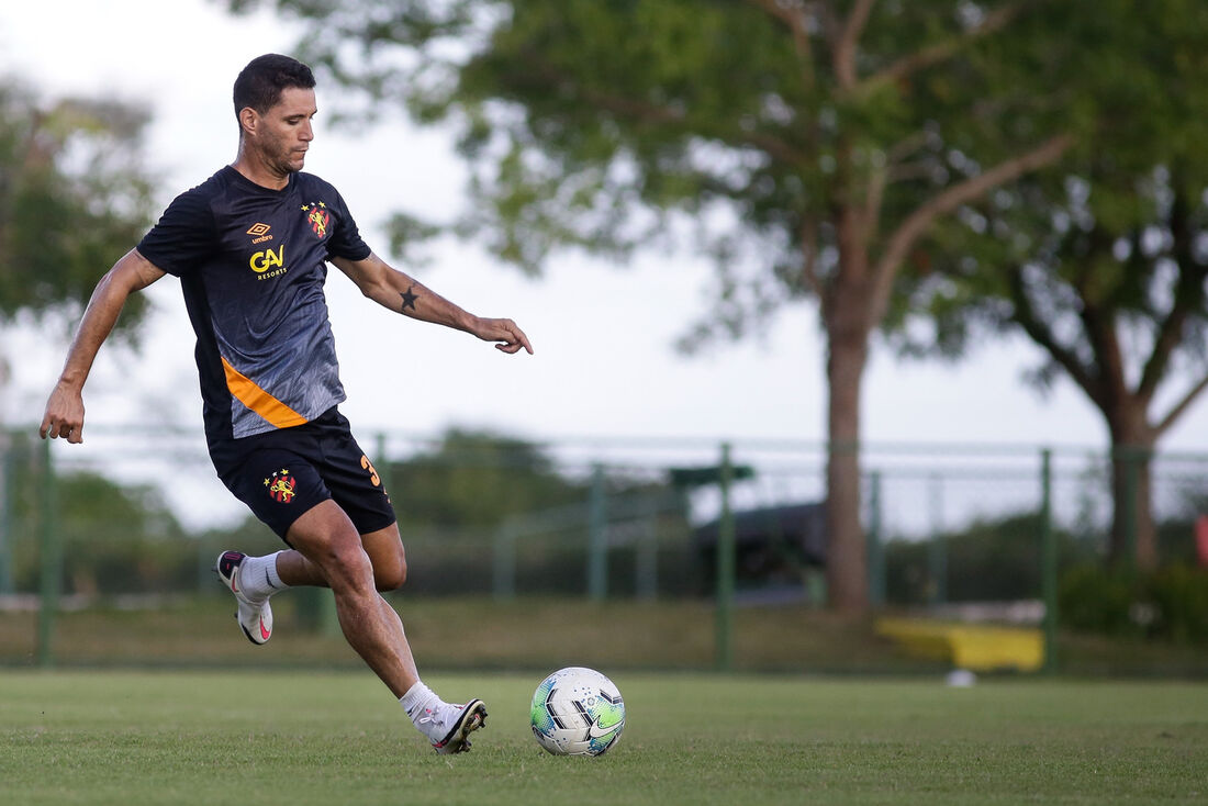 Thiago Neves não encara o Fluminense no final de semana