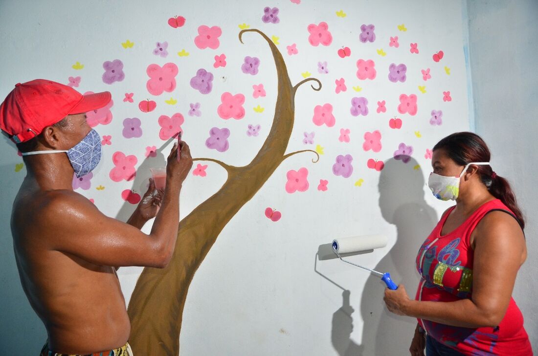 Após meses morando nas ruas, o casal Jeilza Santos e Ricardo Silva voltou a ter um lar