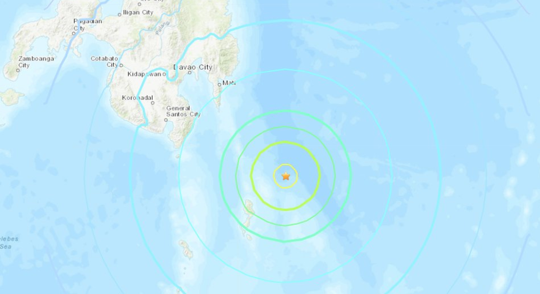 O terremoto atingiu uma profundidade de 95 km, de acordo com o Instituto Geológico dos Estados Unidos (USGS)