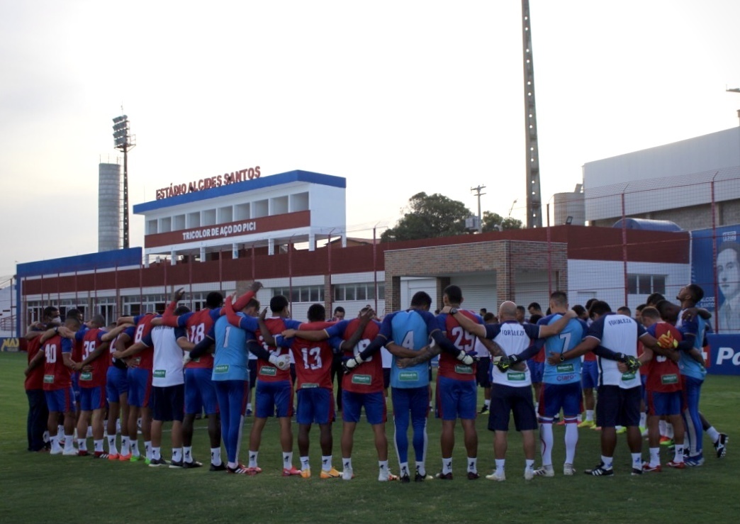 Fortaleza terá dez desfalques por Covid-19 diante do Sport