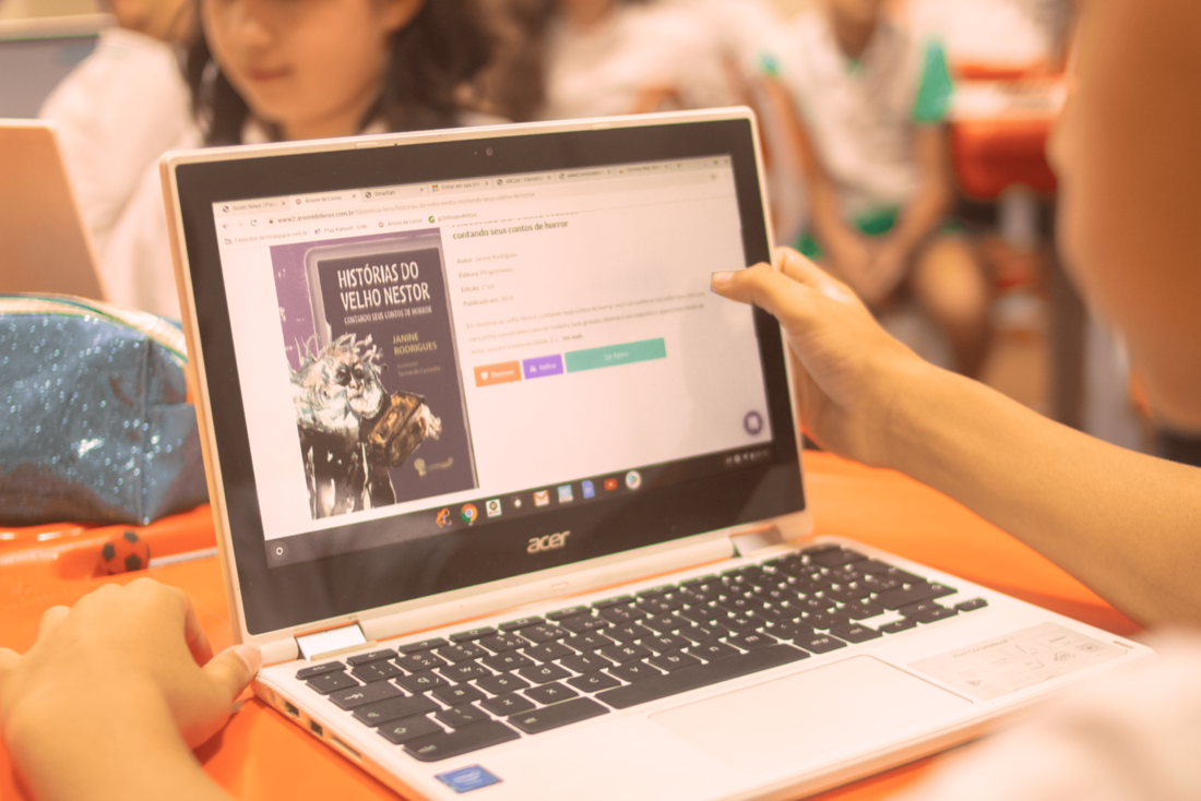 Cerca de 7 mil professores e mais de 100 mil alunos de Recife terão acesso gratuito à plataforma de leitura digital Árvore