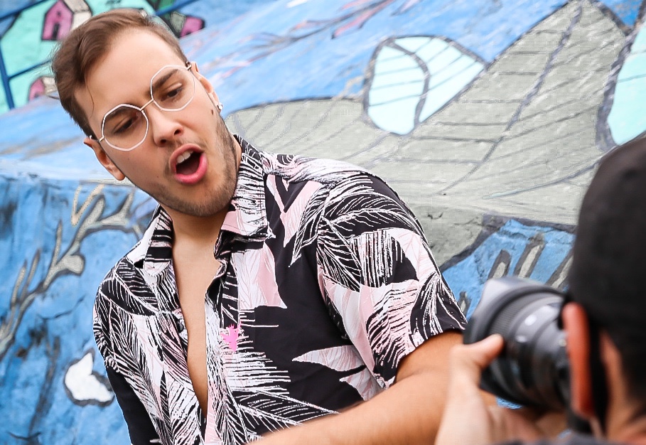 John Geração, cantor