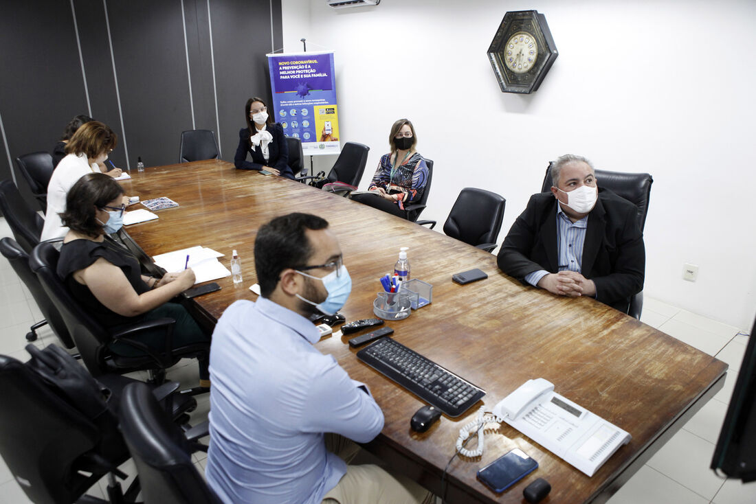 Reunião do comitê para aprovação do plano