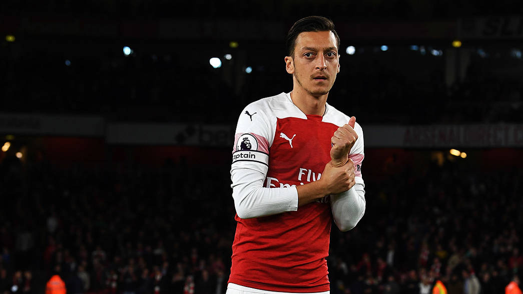 Mesut Özil não joga desde março de 2020, e está descartado pelo Arsenal