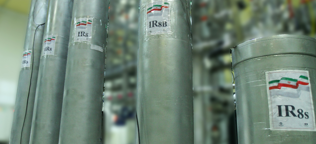 A produção contraria os compromissos assumidos pelo país com a comunidade internacional no acordo sobre a energia nuclear iraniana assinado em Viena em 2015