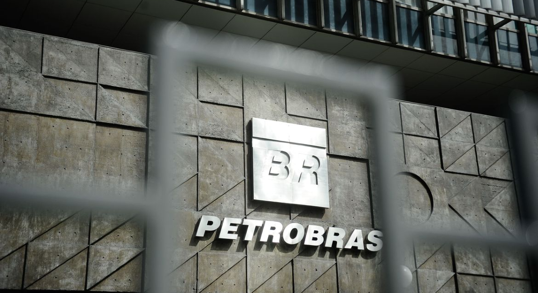 Segundo concorrentes, a Petrobras vem segurando os preços internos nos últimos meses, o que indicaria intervenção do governo na política da estatal