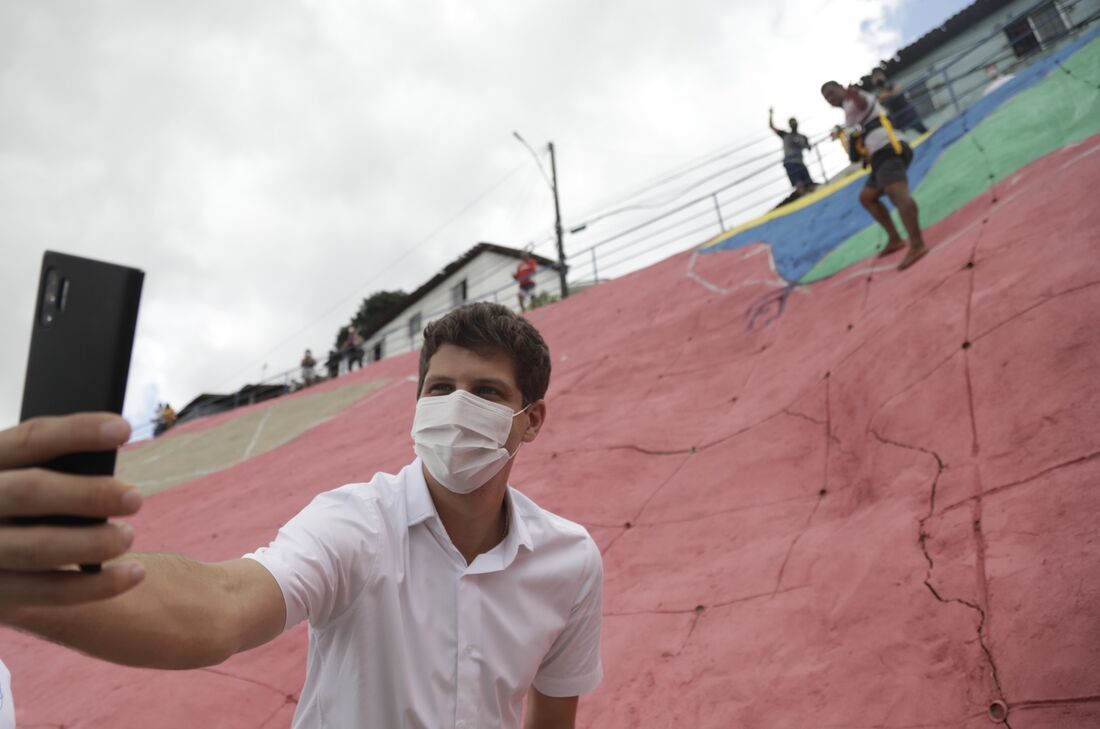 Prefeito acompanhou no início da revitalização da comunidade