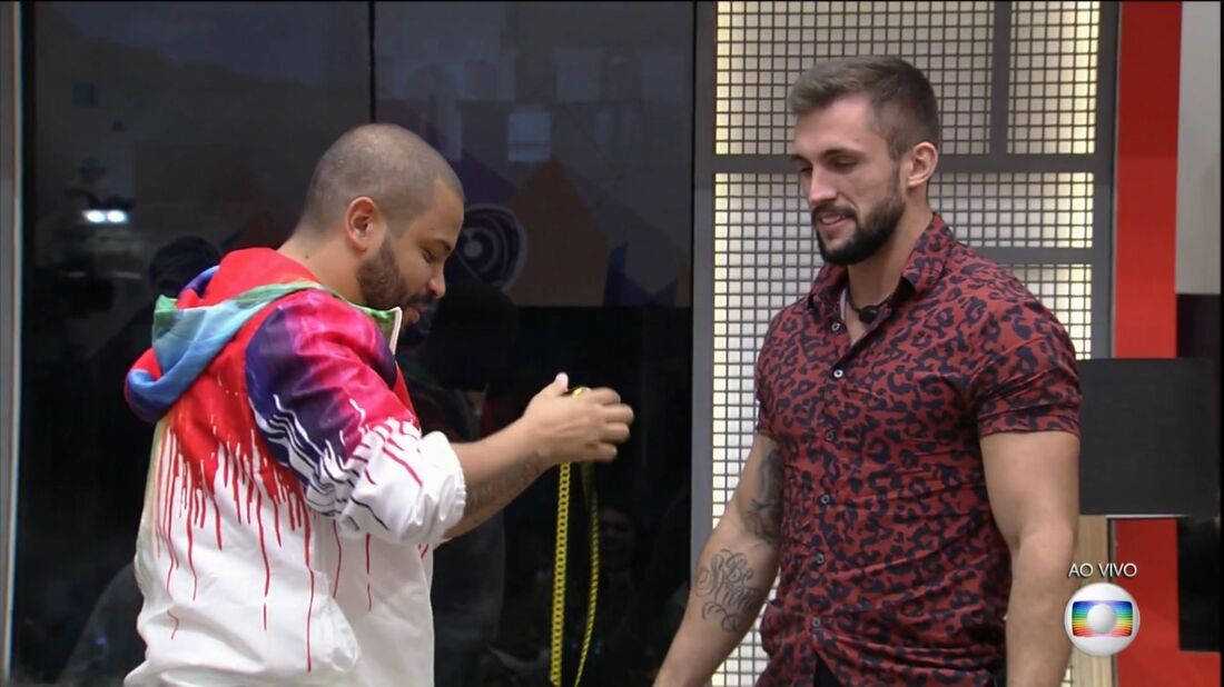 Arthur E O Lider Da Semana No Bbb 21 E Projota Ganha Premio De R 10 Mil Folha Pe