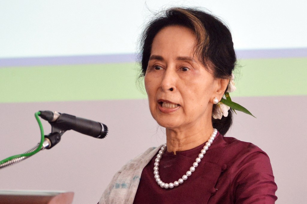 A líder civil Aung San Suu Kyi, conselheira de Estado e vencedora do Nobel da Paz