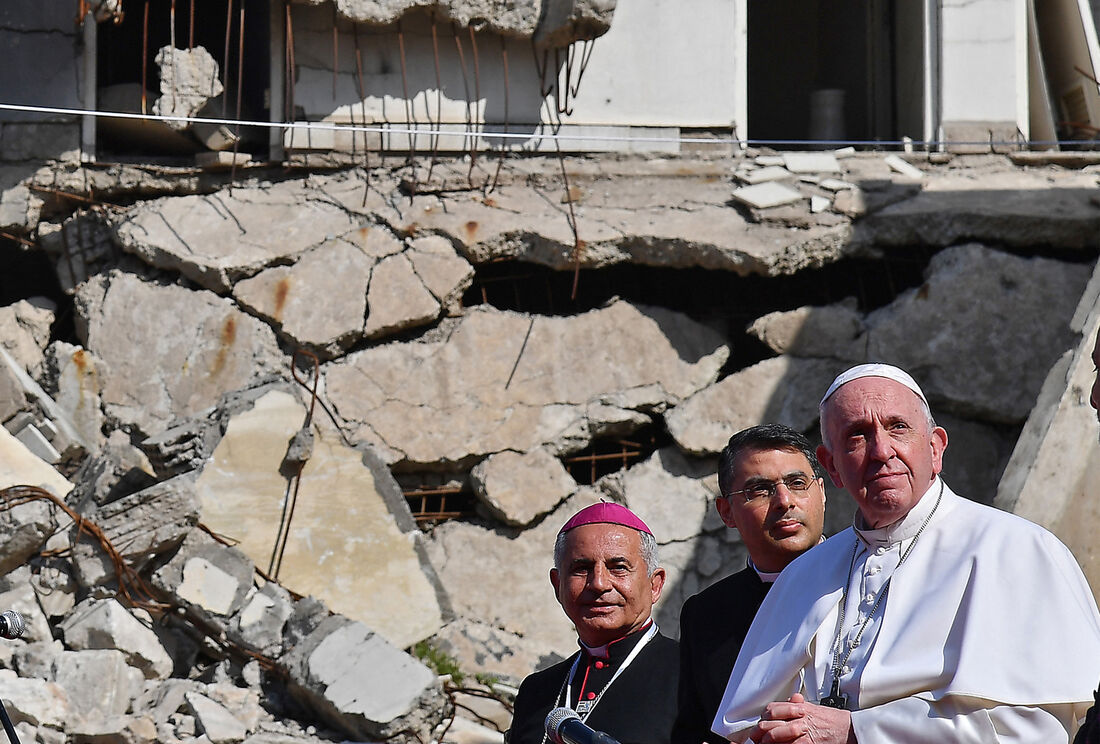 Papa Francisco visitou região devastada pelo Estado Islâmico