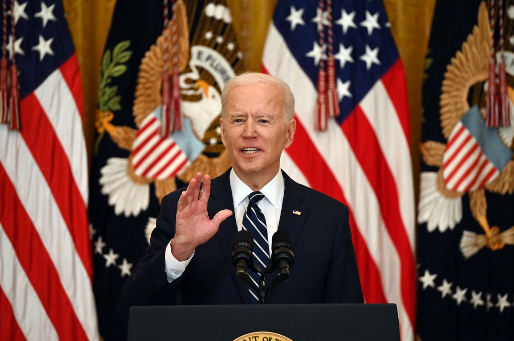 Presidente Joe Biden em sua primeira coletiva como presidente dos EUA