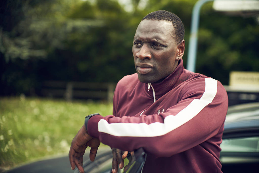 Assane (Omar Sy) em