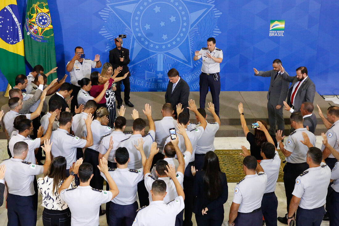 Encontro com Pedro Cesar Sousa, Ministro-Chefe da Secretaria-Geral da Presidência da República interino e Policiais Militares do DF