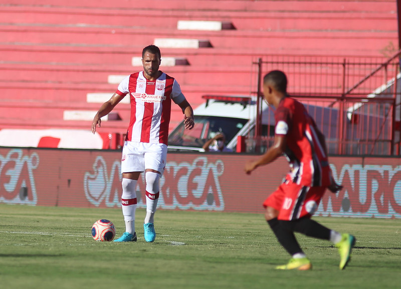 Ronaldo Alves, zagueiro do Náutico