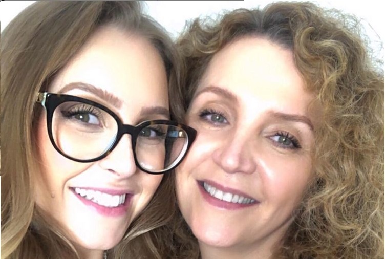 Mara Diaz, mãe da atriz Carla Diaz