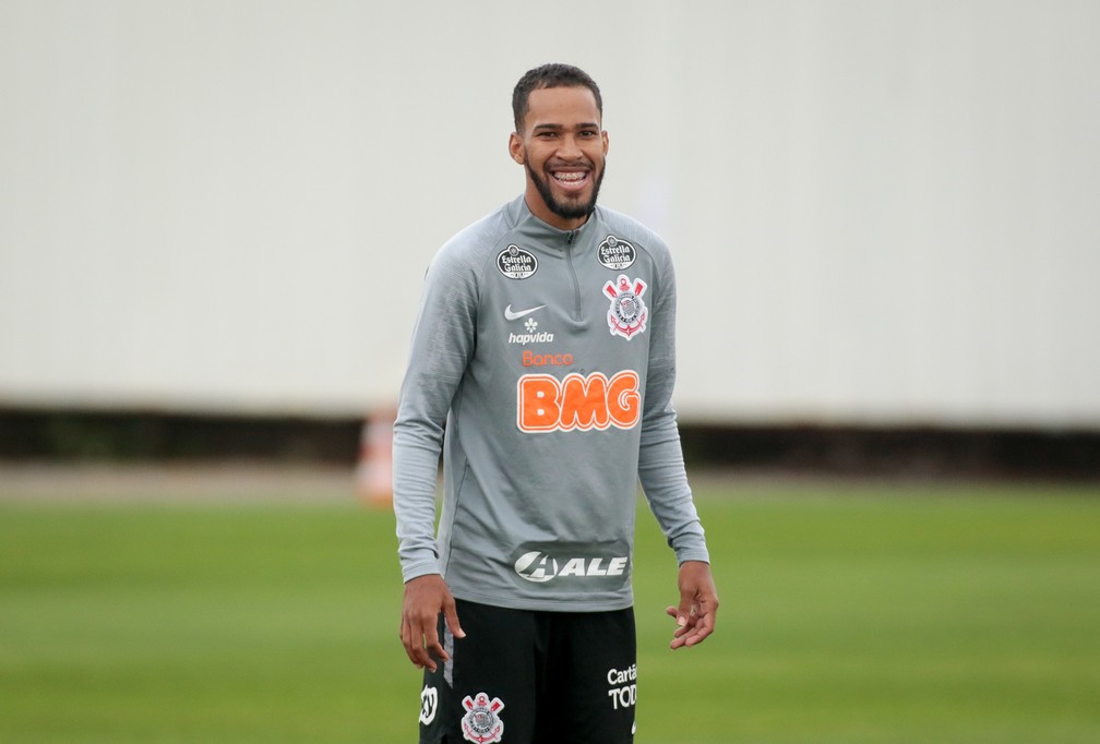 Everaldo, atacante do Corinthians