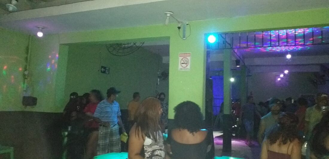 Bar funcionava depois das 23h