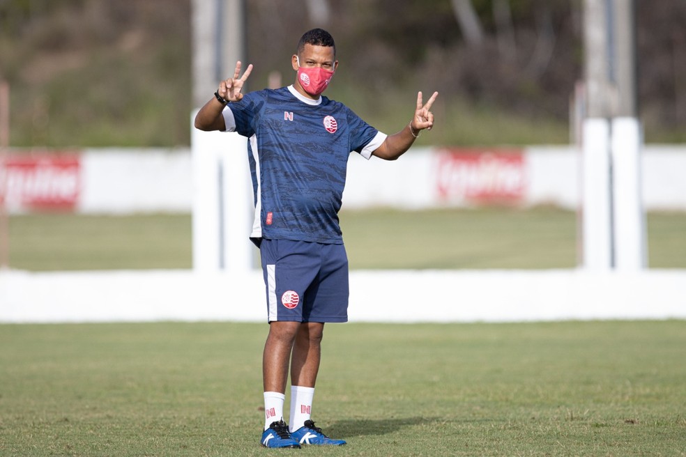 Paulo Mariano, massagista do Náutico