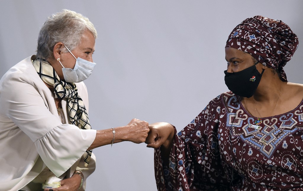 A ministra do Interior do México, Olga Sanchez Cordero (esq.) e a diretora-executiva da ONU Mulheres, Phumzile Mlambo-Ngcuka