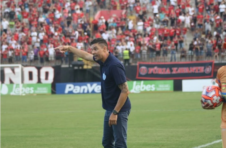 Bolívar, novo técnico do Santa Cruz