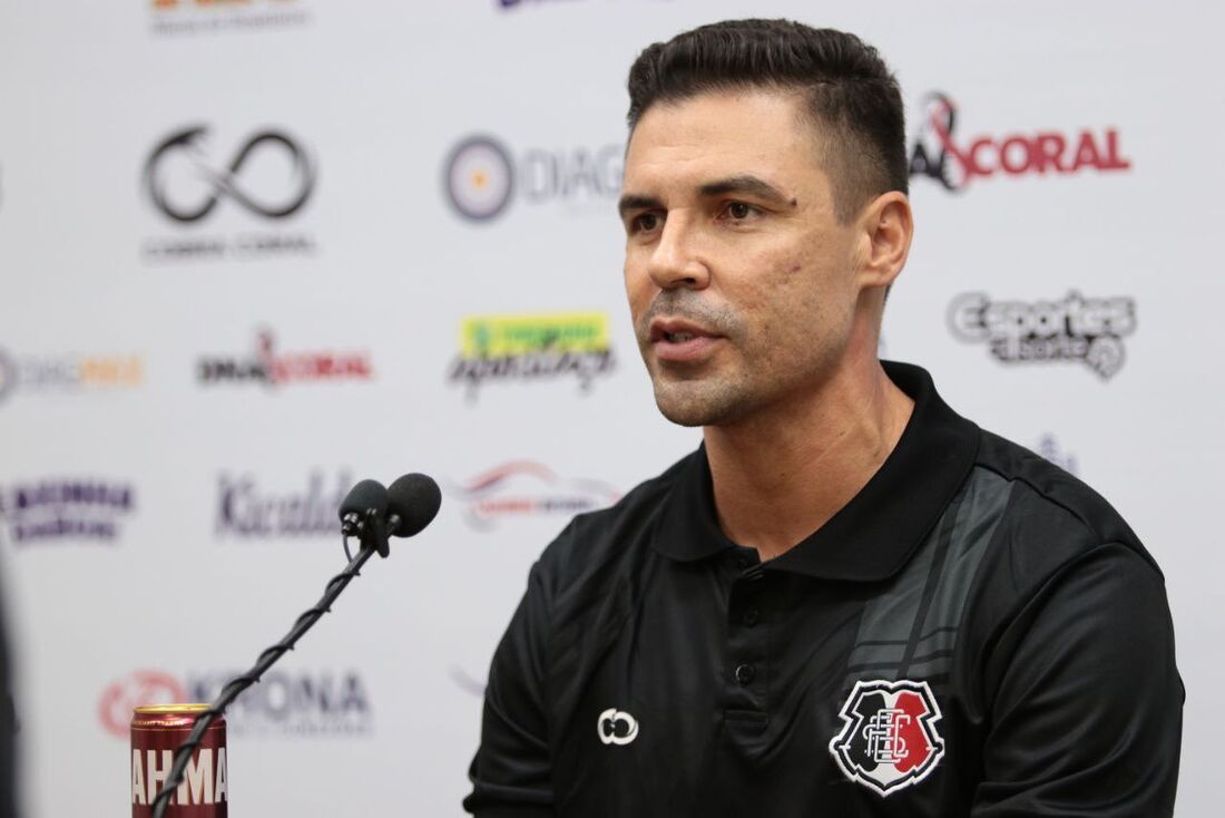 Bolívar, novo técnico do Santa Cruz