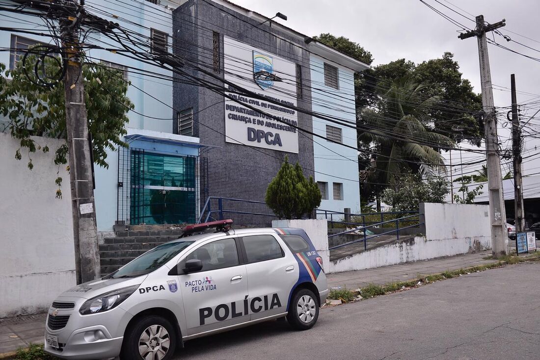 Fachada da DPCA, localizada no Recife