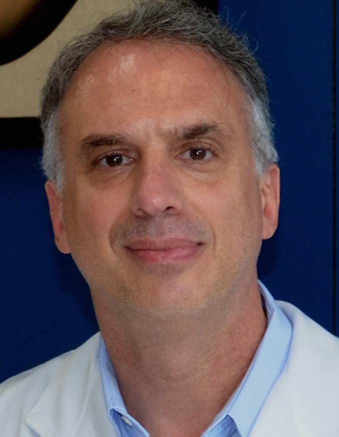 Professor da USP e diretor do InCor do Hospital das Clínicas, Bruno Caramelli