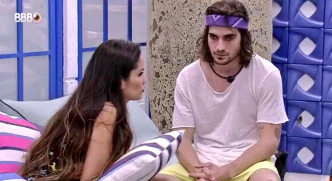 Fiuk e Juliette conversaram na varanda após a eliminação de Thaís