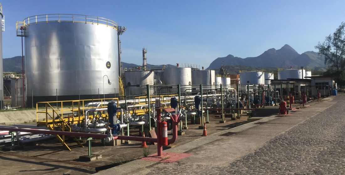 Refit, antiga Manguinhos