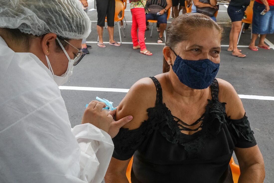 Vacinação contra Covid-19 em Jaboatão dos Guararapes