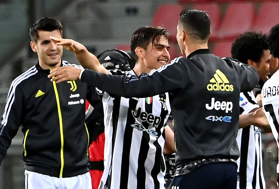 Juventus se garante na Champions