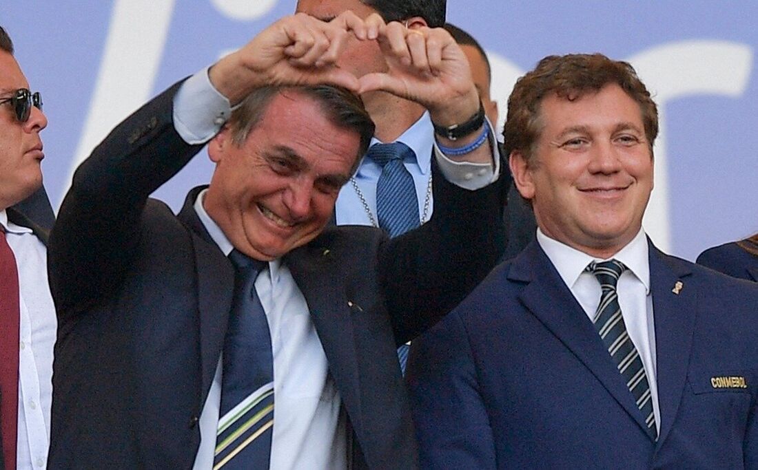 Bolsonaro e Alejandro Domínguez, presidente da Conmebol