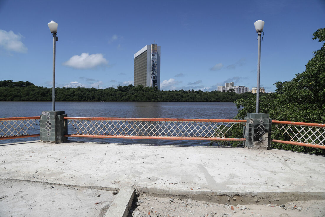 Obras no Cais Aurora