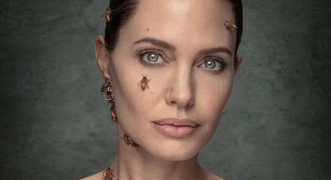 Angelina Jolie foi fotografada com abelhas no corpo